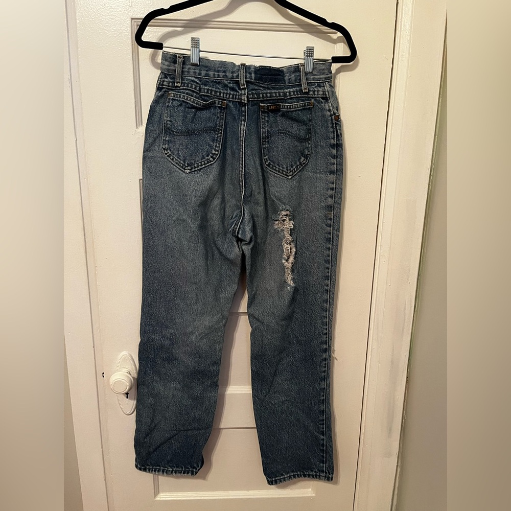 Distressed Ripped Curvy High Waisted Jeans - Picture 2 of 6